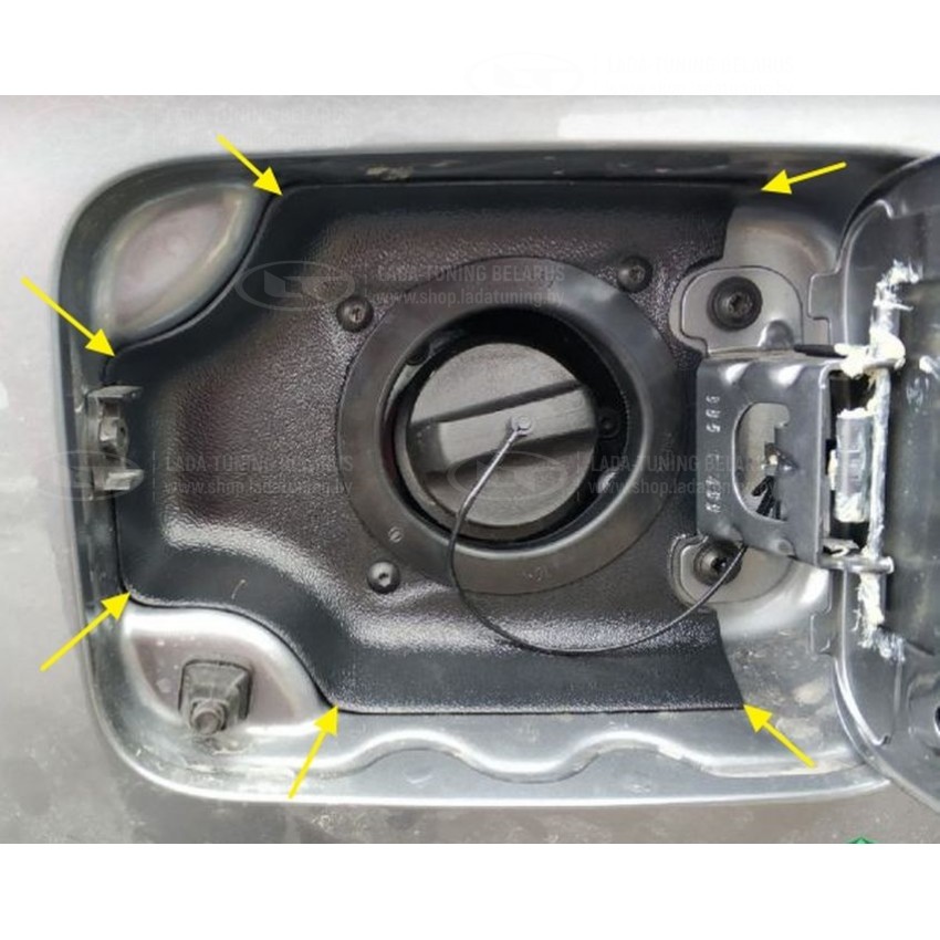 Бак лады весты. Горловина бензобака Лада Веста. Бензобак Лада Веста. Облицовка горловины бензобака Лада Веста. Горловина бензобака Веста.